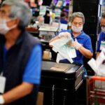 WALLMART DEJA SIN TRABAJO Y EN PLENA PANDEMIA A ADULTOS MAYORES