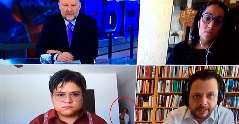 Mujer con poca ropa sorprende a Gibrán Ramírez en plena transmisión