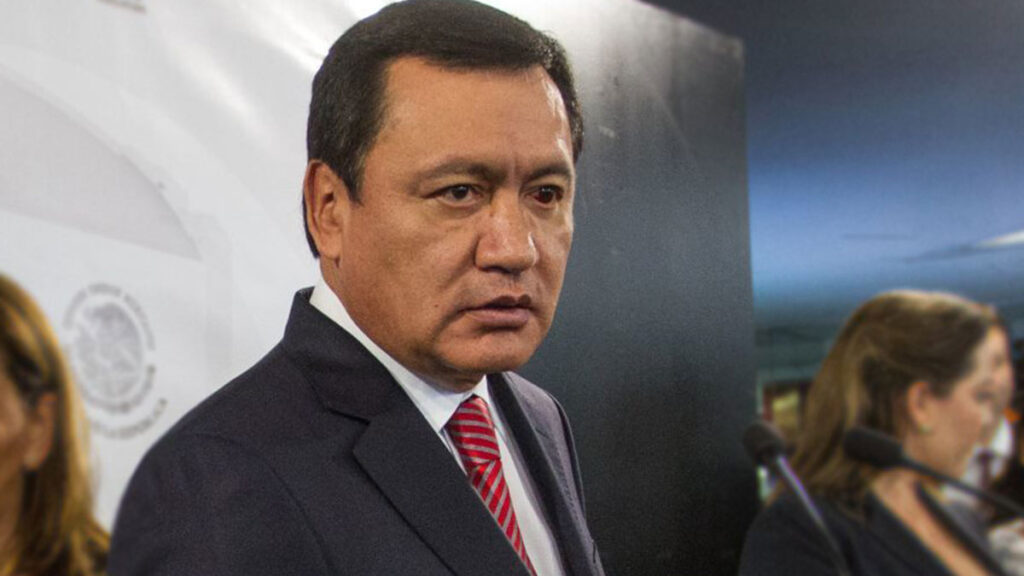 Osorio Chong se deslinda de la adquisición de Pegasus