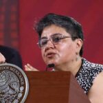 AMLO exije respuestas a Raquel Buenrostro