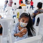 Juez ordena vacunar contra Covid-19 a todos los menores de 18 años en México
