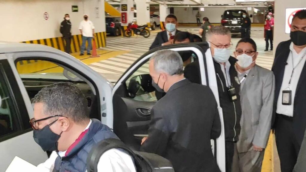 “Hemos estado y seguimos en las peores manos”arremeten contra López-Gatell tras cancelar reunión en San Lázaro
