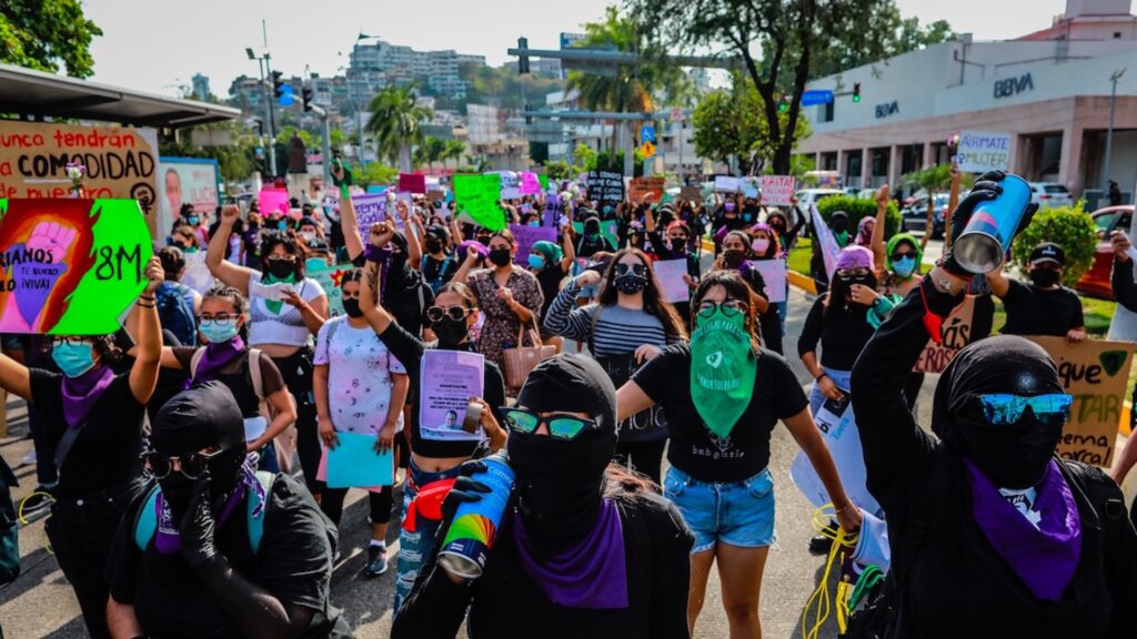 UNAM apoyará a mujeres que participen en marcha del 8M y #UnDíaSinNosotras