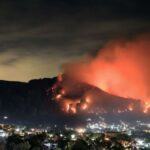 Arde Tepoztlán: IMÁGENES del fuerte incendio forestal que consume parte del cerro del Tepozteco