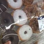Exhiben a Sam’s Club México por “donas con pasas voladoras”