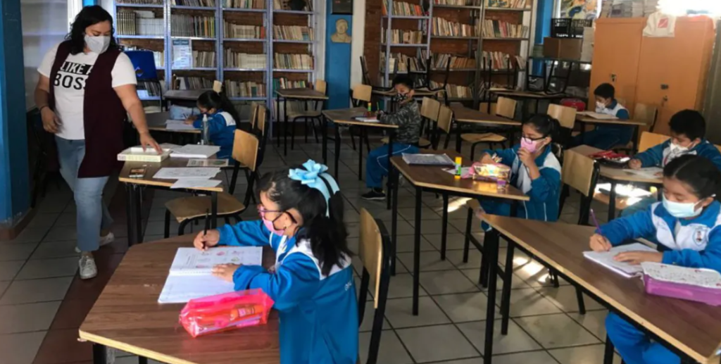 Jueza ordena restaurar Escuelas de Tiempo Completo a nivel nacional
