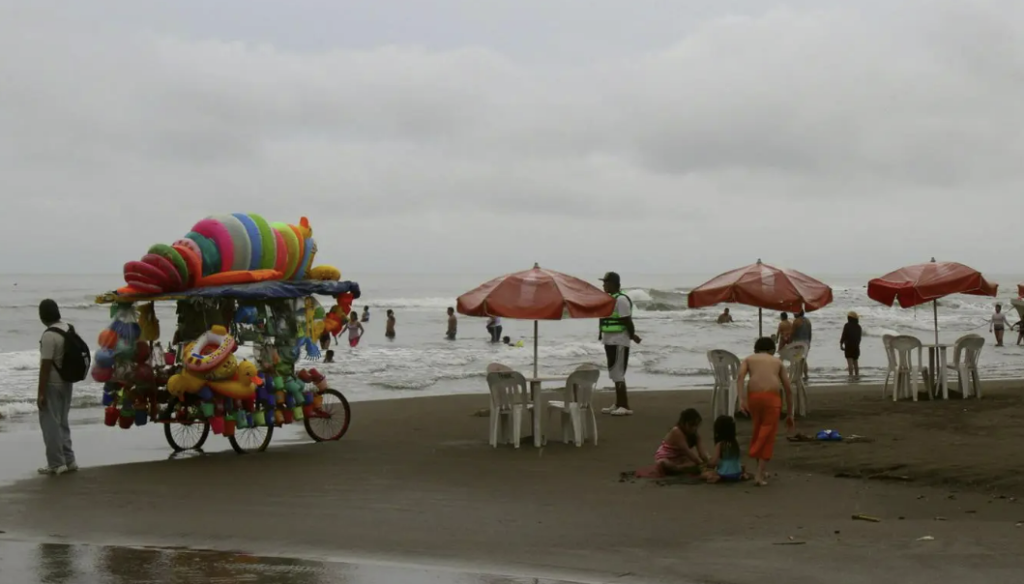 Tormenta tropical Karl ocasionará lluvias puntuales extraordinarias en Chiapas y Tabasco