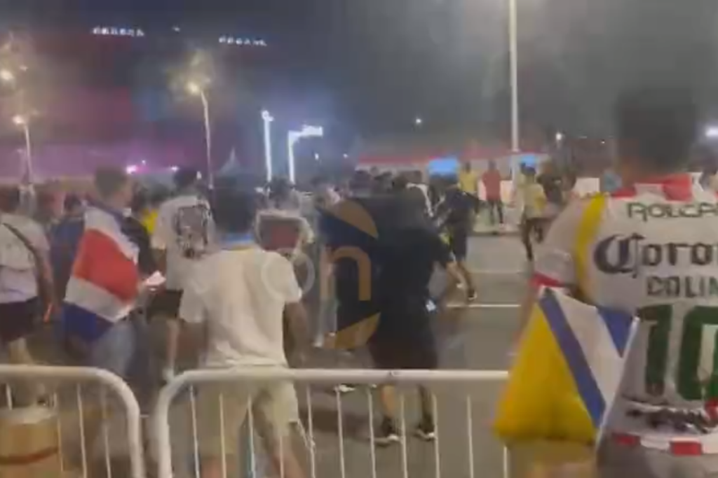 ¡Se armó! Afición mexicana y Argentina protagoniza pelea campal en Qatar