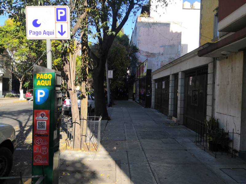 Alcaldía Cuauhtémoc adeuda a colonos 17 millones de pesos por parquímetros