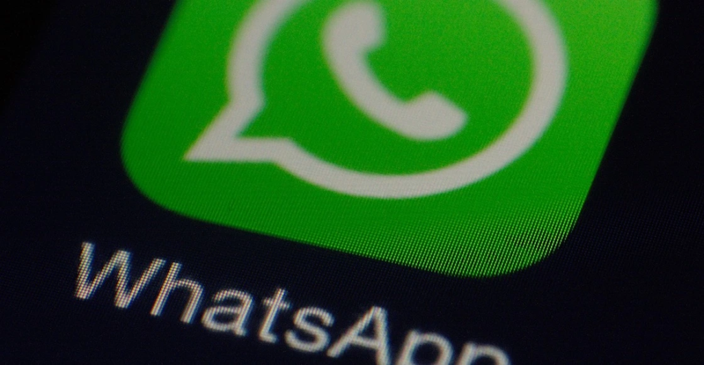 ¡Por fin! WhatsApp ya deja recuperar mensajes eliminados por accidente