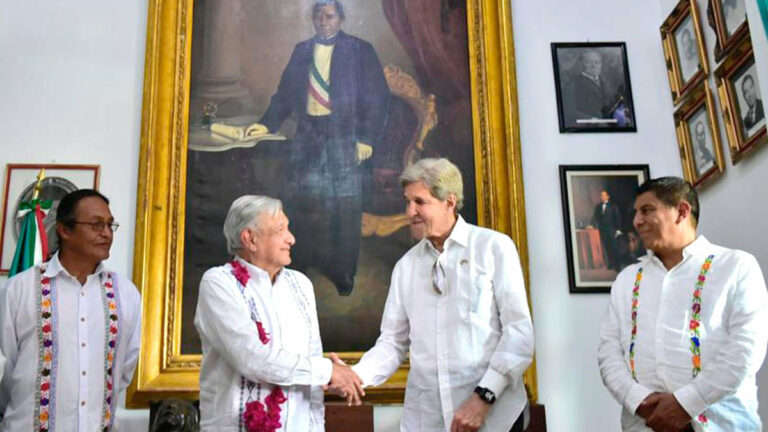 “EU y México, para siempre”: Biden envía mensaje a AMLO mediante John Kerry