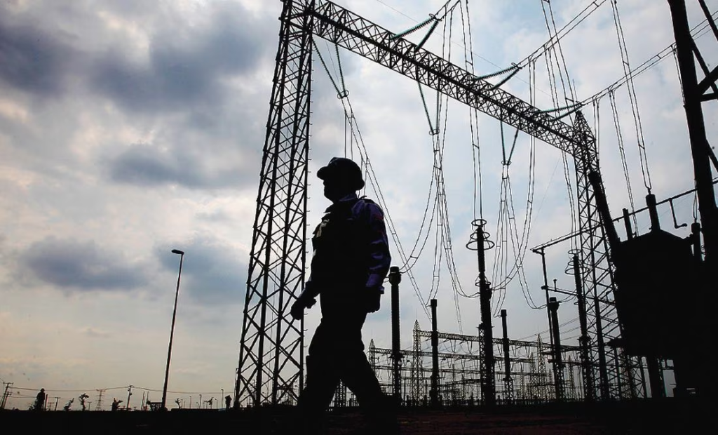 Sistema eléctrico opera en «estado de alerta» por demanda ante altas temperaturas