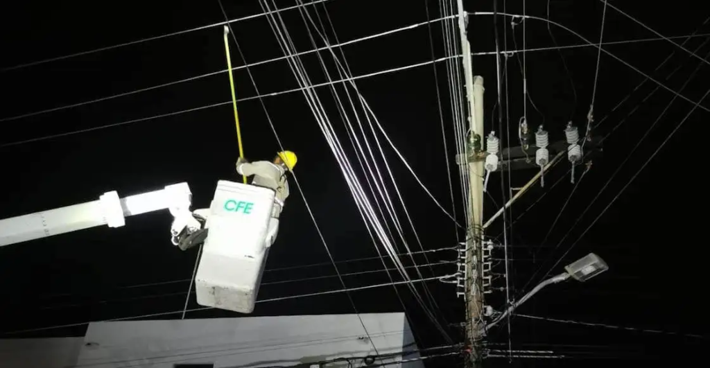 México rompe récord de consumo eléctrico: ¿El calor podría dejarnos sin luz?