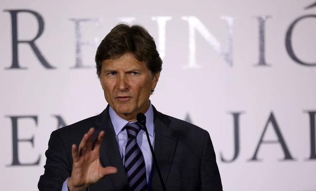 «Yo no me bajo»: De la Madrid sí va por candidatura presidencial de la alianza opositora