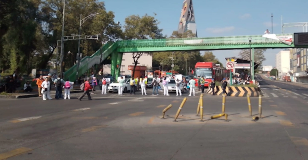 Personal médico realiza protestas en diferentes puntos de la CDMX