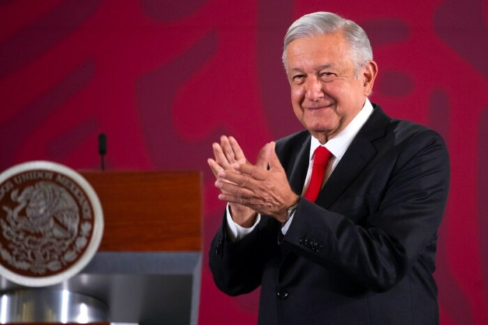 INE rechaza denuncia de Xóchitl Gálvez contra AMLO por violencia política de género