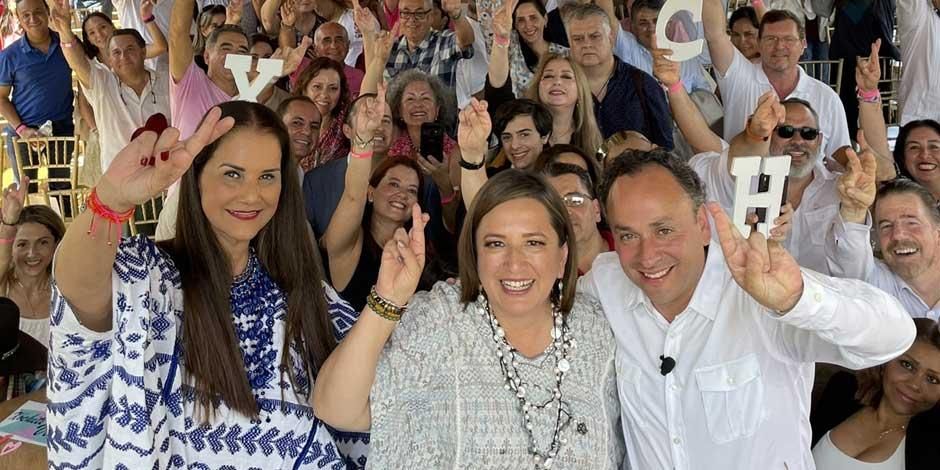 ‘Yo fui la outsider del PRI, PAN y PRD; si quieren ganar aquí estoy’, dice Xóchitl Gálvez