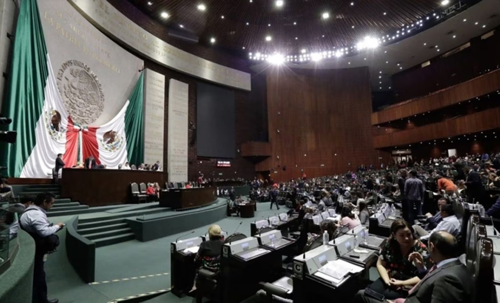 En año electoral y pese a fin de pandemia, diputados avalan dictamen para seguir sesionando a distancia