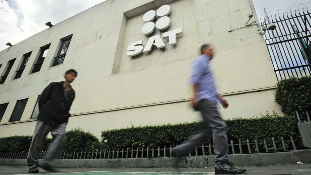 Contribuyentes le temen más al SAT