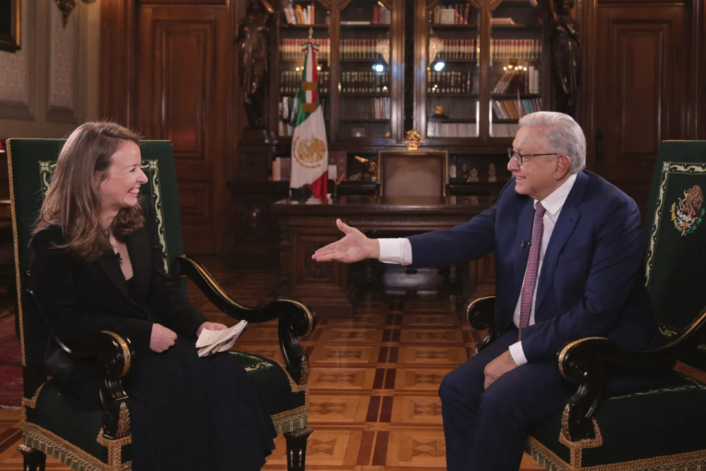Presidencia baja entrevista de AMLO con Inna Afinogenova tras orden del INE
