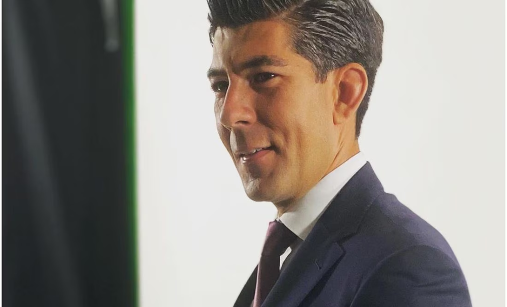 “No les gusta la crítica”: Manuel López San Martín responde tras solicitud para quitarlo de debate presidencial