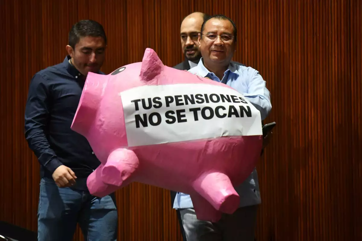 El fondo de pensiones quitaría recursos para educación, salud y ...