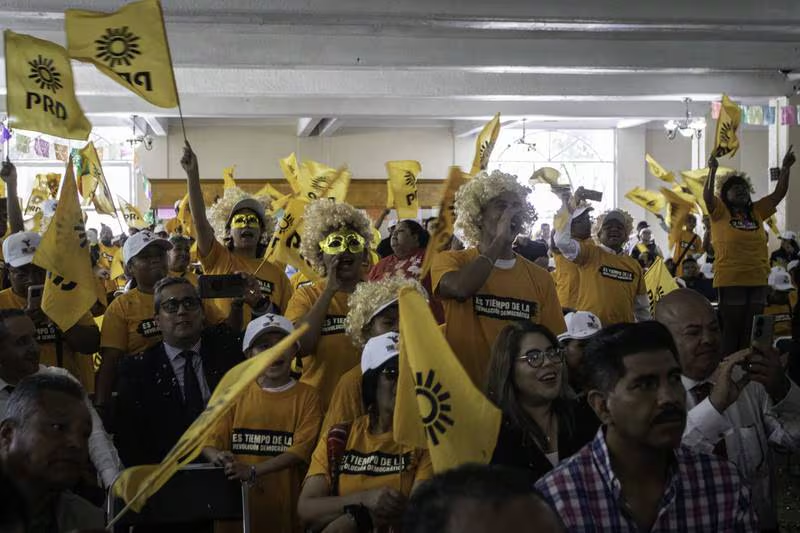 INE ‘apaga’ al PRD: Rechaza contar 100% de votos para evitar que pierda registro
