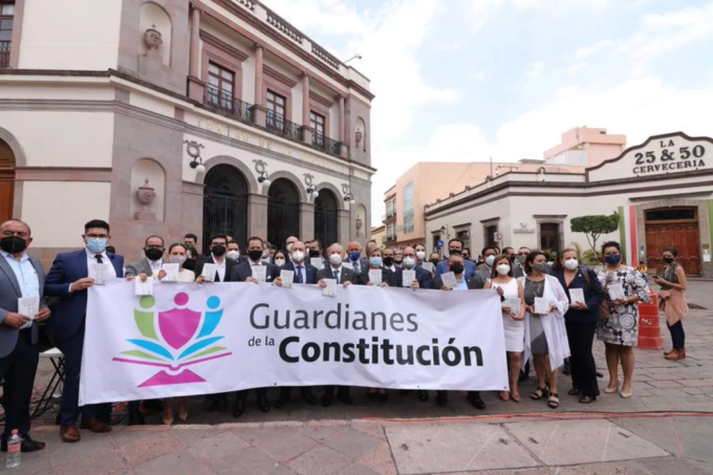 Sector privado pide respeto a Constitución y a contrapesos entre poderes: CEESP