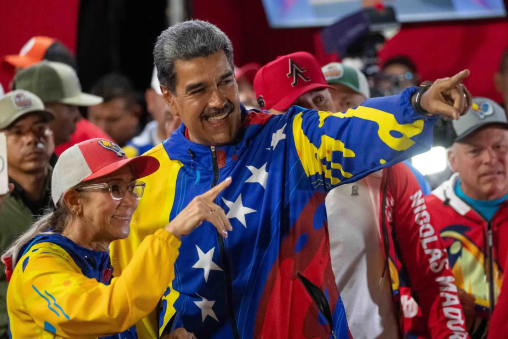 Consejo Nacional Electoral venezolano proclama presidente a Nicolás Maduro