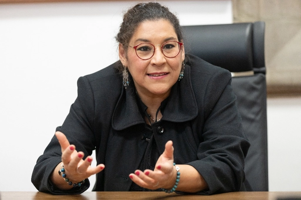Lenia Batres citó artículo inexistente de la Constitución y reconoció que la reforma no resolverá problemas del Poder Judicial