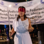 México: dos jueces ordenan suspender el debate de la reforma judicial en el Congreso