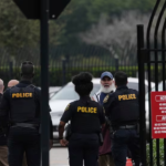 Crece temor ante rumor por redadas y fiscales demandan plan de Trump