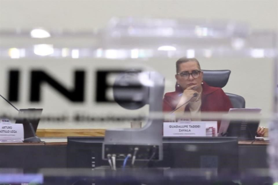 Hacienda regala  $800 millones de pesos al INE para elección judicial; presupuesto será destinado a instalación de casillas