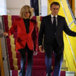 ¿Macron fue cacheteado en público por su esposa? Presidente de Francia aclara: ‘Estábamos bromeando’