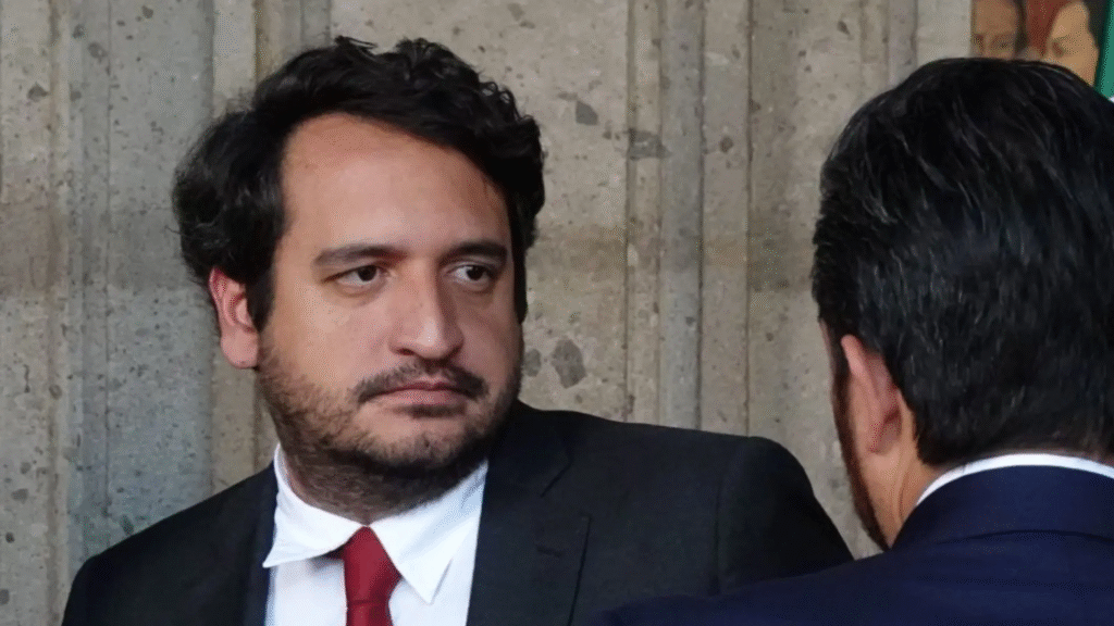 Andy López Beltrán cobró más de 600 mil pesos por asesorías en el Senado que no fueron comprobadas