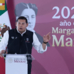 Abuchean a Alejandro Armenta durante la visita de Sheinbaum