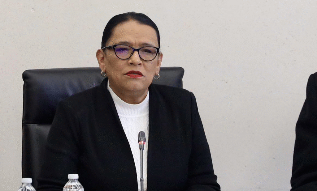 Rosa Icela borra a las víctimas