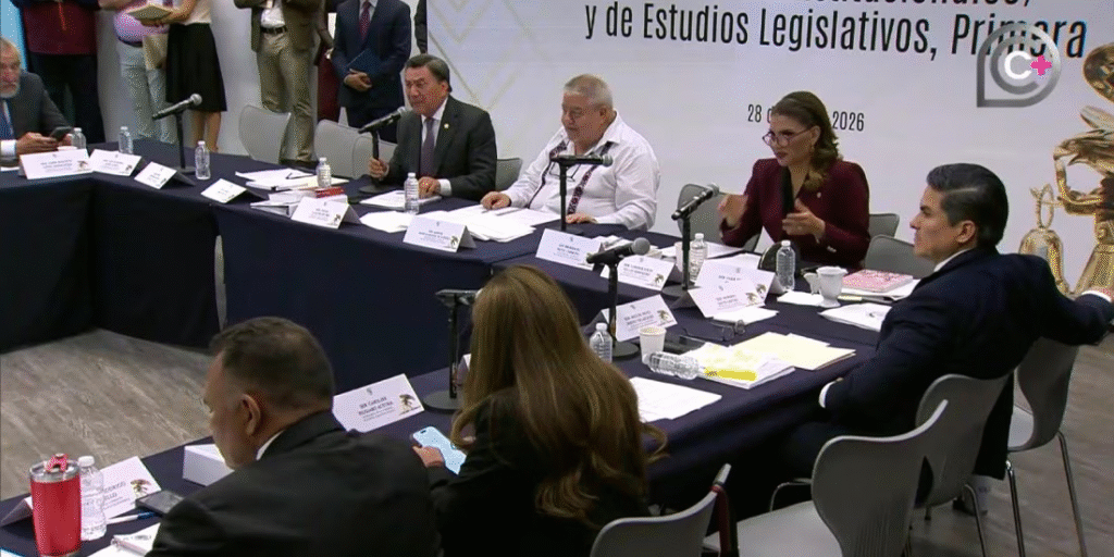 Avalan en comisiones del Senado la reforma para aplazar la elección judicial hasta 2028
